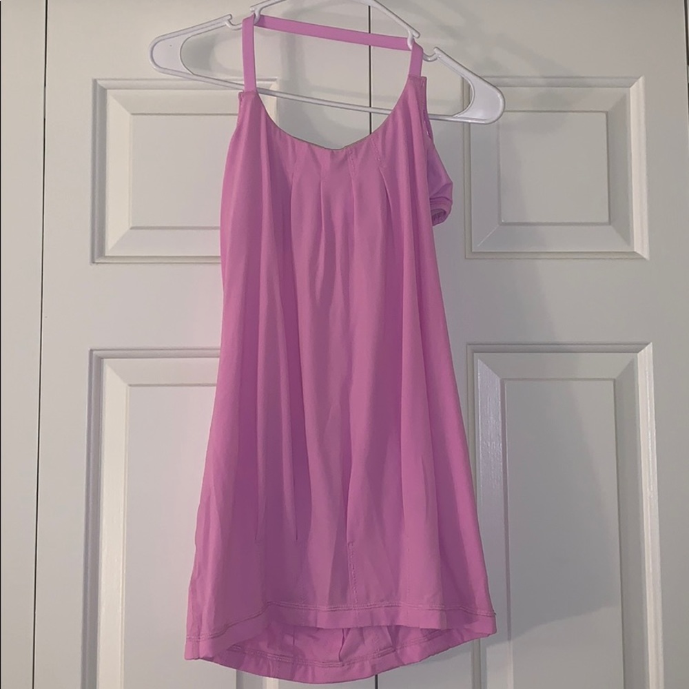 Lululemon tank size 8